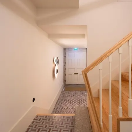 Hm - Infante Riverside M *