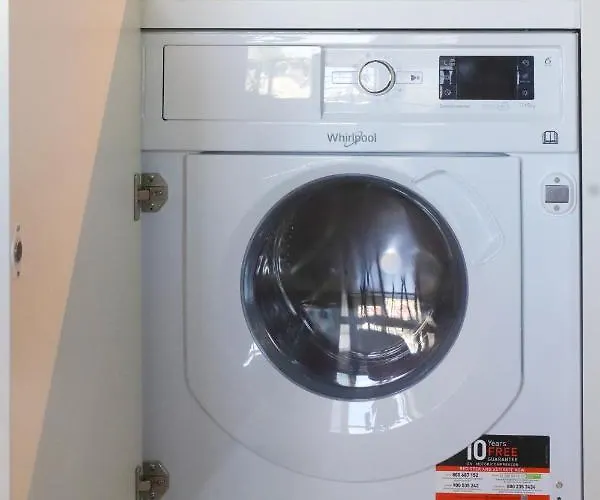 Hm - Infante Riverside M